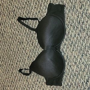 Cacique black bra size 42C